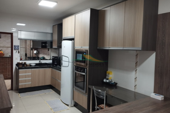 Casa à venda - 178.23m² - Av. Rio Grande do Norte, zona lV, Umuarama-PR