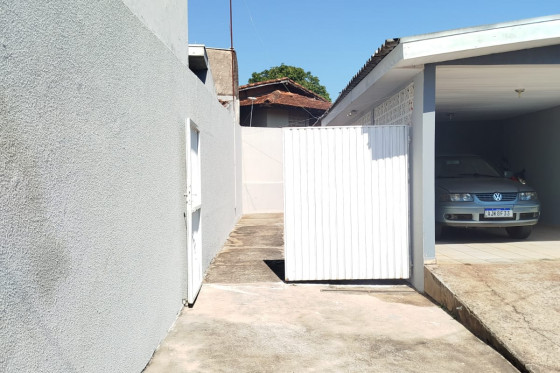 Casa à venda - 322.40m² - ZONA l, PRÓXIMO GUARDA MUNICIPAL, Umuarama-PR
