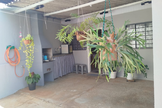 Casa à venda - 322.40m² - ZONA l, PRÓXIMO GUARDA MUNICIPAL, Umuarama-PR