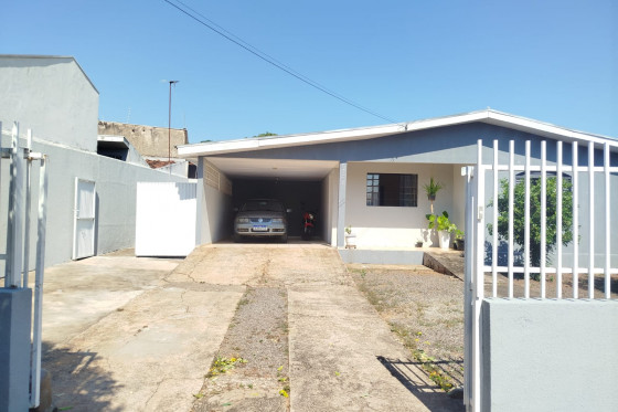 Casa à venda - 322.40m² - ZONA l, PRÓXIMO GUARDA MUNICIPAL, Umuarama-PR
