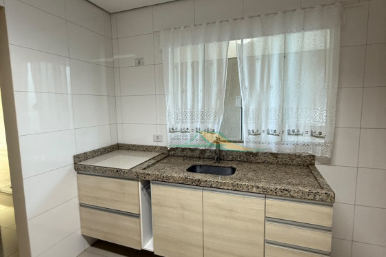 Sobrado à venda - 246m² - ZONA ll, Umuarama-PR