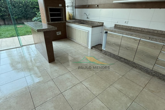 Sobrado à venda - 246m² - ZONA ll, Umuarama-PR