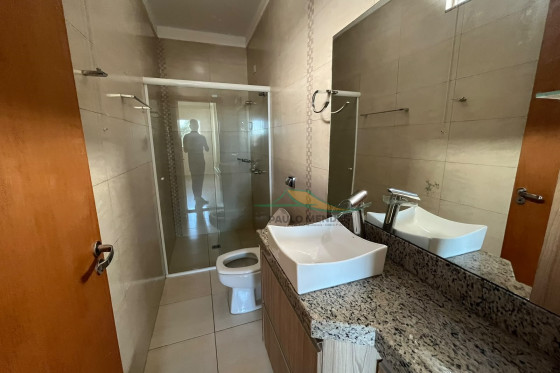 Sobrado à venda - 246m² - ZONA ll, Umuarama-PR