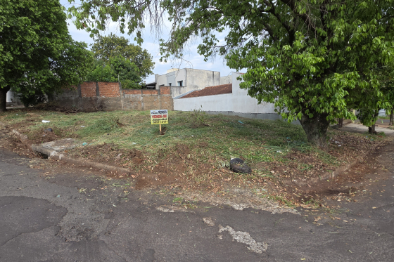 Terreno à venda - 220m² - JARDIM BELVEDERE, Umuarama-PR