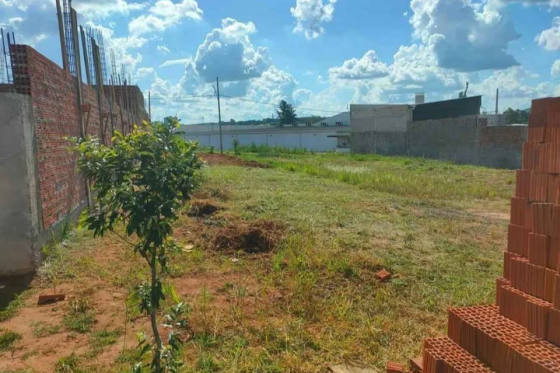Terreno à venda - 140m² - JARDIM COLINA VERDE, Umuarama-PR