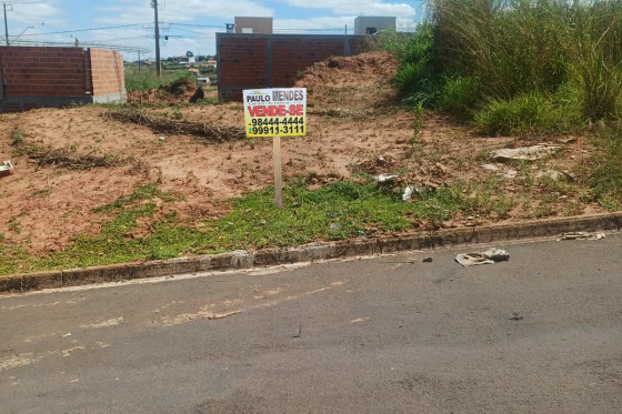 Terreno à venda - 134.16m² - JARDIM JANINA ll, Umuarama-PR